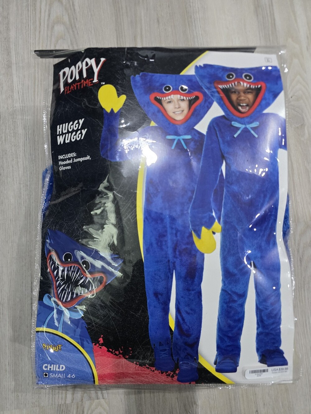 Spirit Halloween Poppy Playtime Kids Huggy Wuggy Costume child size small (4-6)